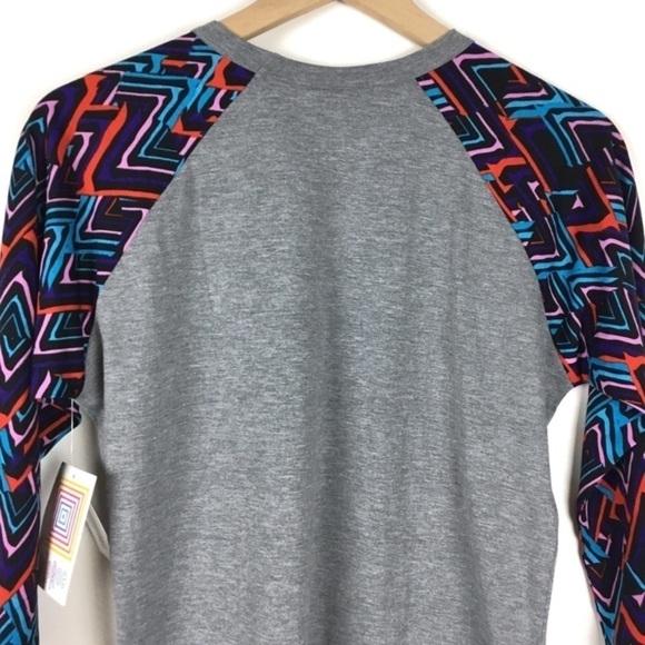 LULAROE Randy Baseball T Shirt Top 3/4 Sleeves Raglan Chevron Retro Size Small - Picture 4 of 9